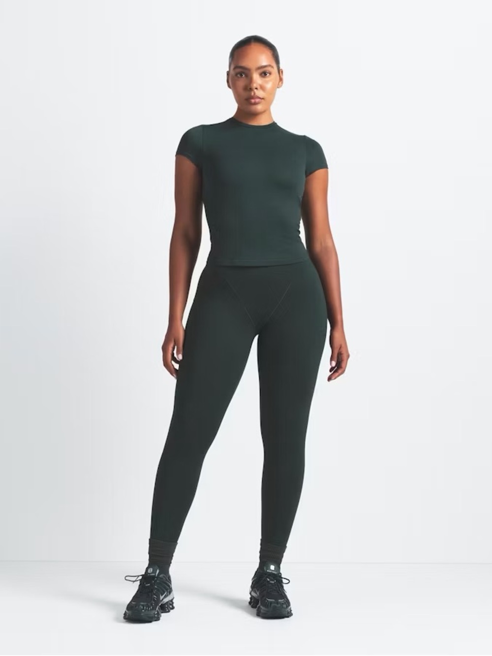 NikeSKIMS MATTE V-Line 26" Legging